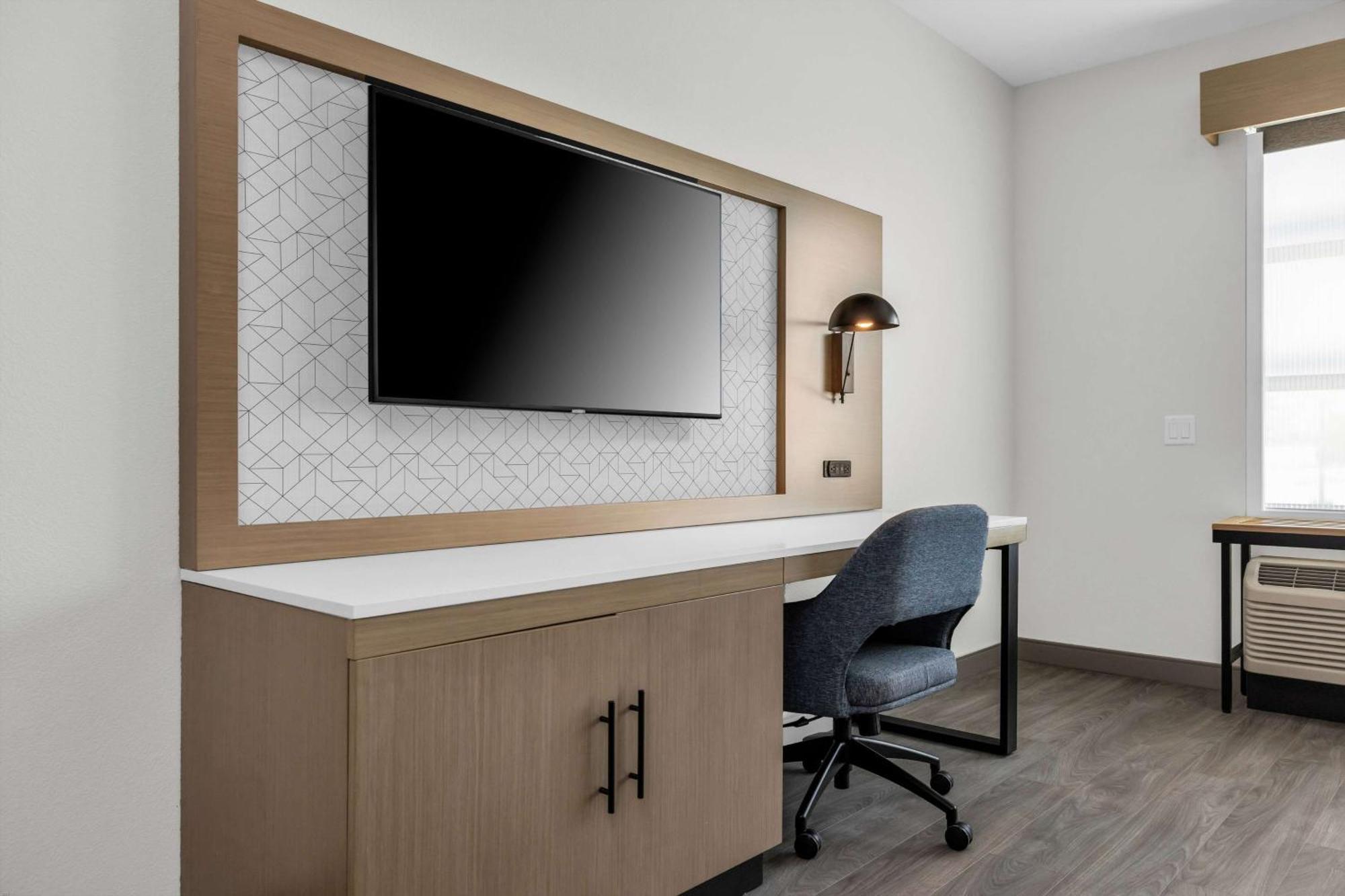 La Quinta Inn & Suites By Wyndham San Jose Airport-Downtown Eksteriør billede